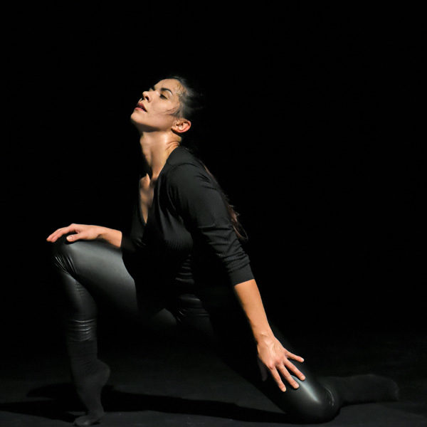 Valeria-Busdraghi-Modern-Dance-Querandi