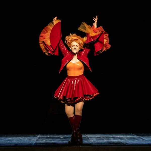 Kiss_me_Kate_musical_-1